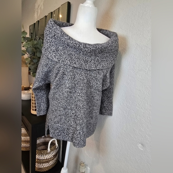 Express Women's Oversized Sweater Cowl Neck Wool Blend Sweater Size L - Picture 1 of 8